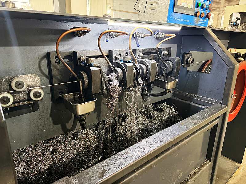 Welding wires stripping process equipment